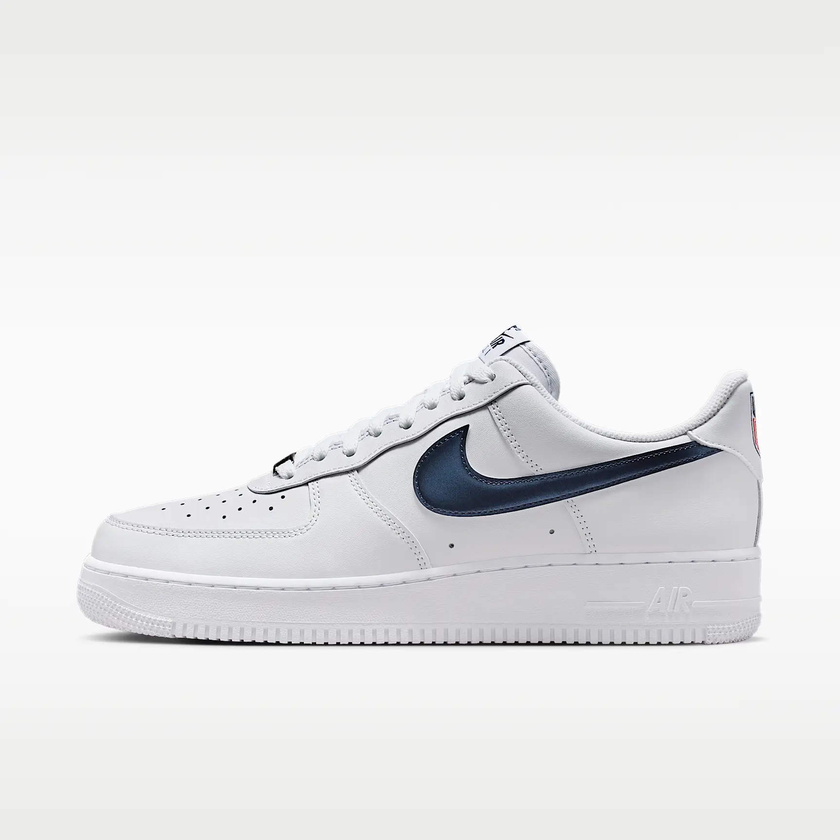 Nike Air Force 1 '07 LV8 ”USA”, Vit, bild 1